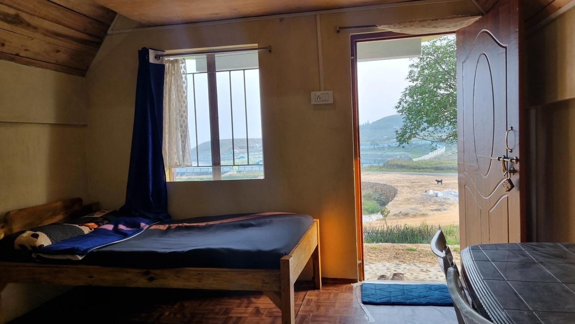 I Basa Homestay Sohrarim Habitación foto
